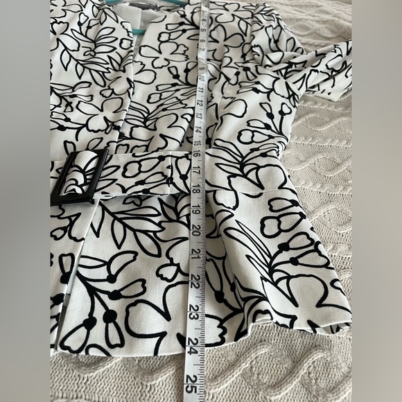 NEW! Liz Claiborne Separates Black/White Floral Business Blazer/Jacket Size 14 - Picture 12 of 16